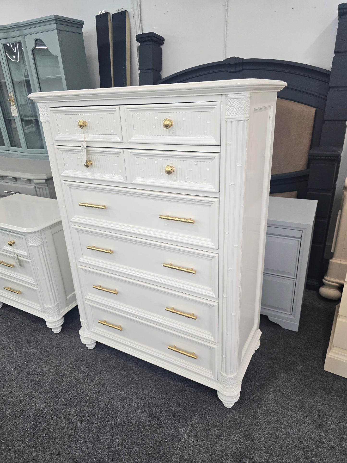 Havertys alabaster lacquered bamboo chest