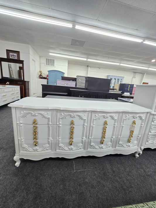 Bassett white Distressed dresser