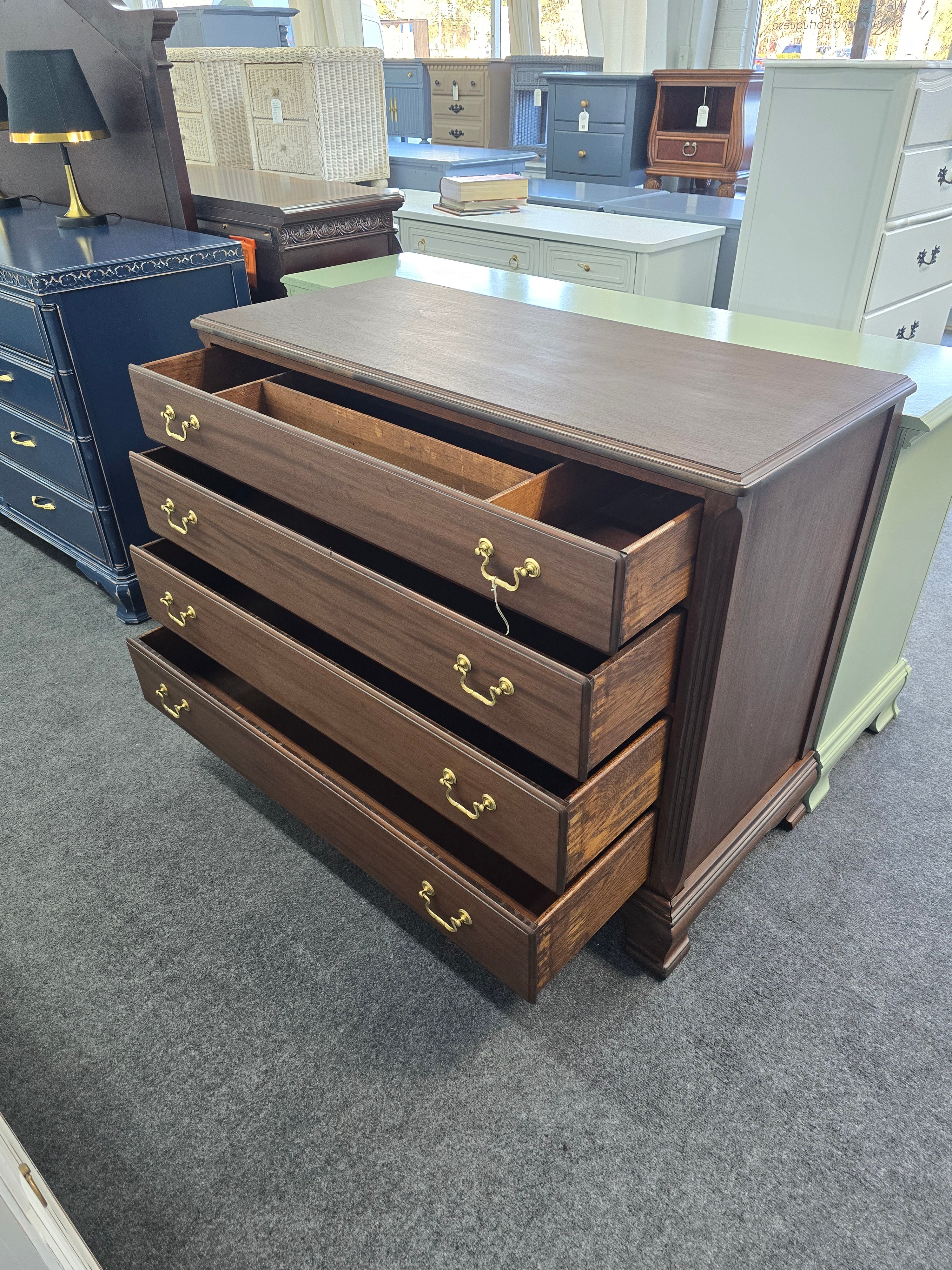 1950's solid wood 4 drawers dresser