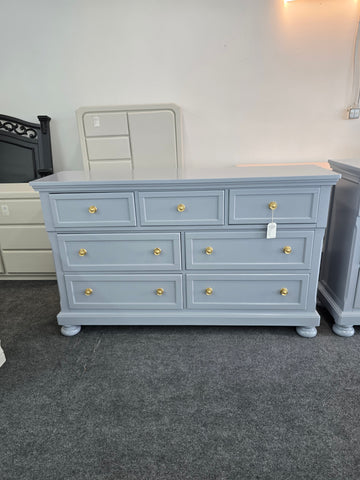 Blue Lacquered 7 drawers dresser